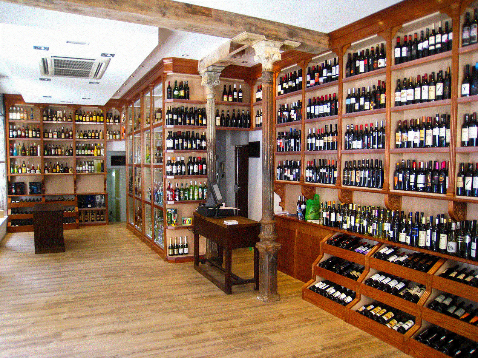 Mariano Madrueño - Tienda de vinos y licores